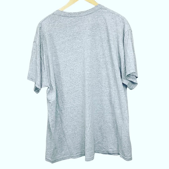 Y2K Family Guy Tee - Picture 2 of 4